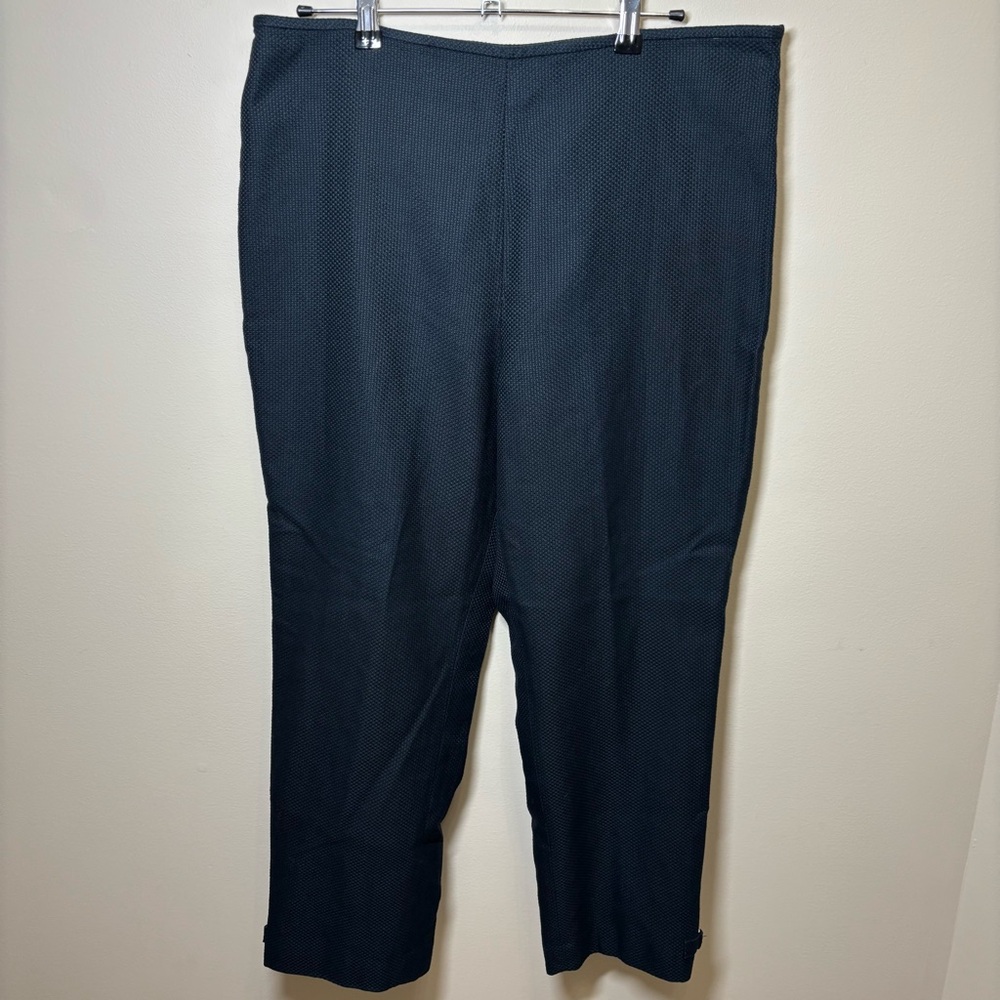 Casual Corner Women's Black Cropped Pants
